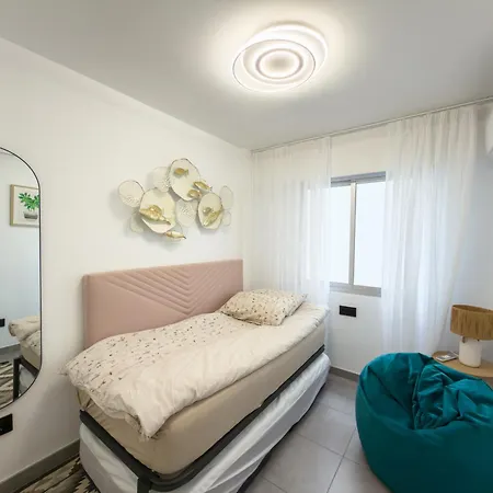 Modern Beachside 2-bed In Centre * Calpe